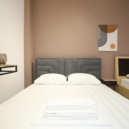 Tekb Rooms & Apartments Vlorë Exteriör bild
