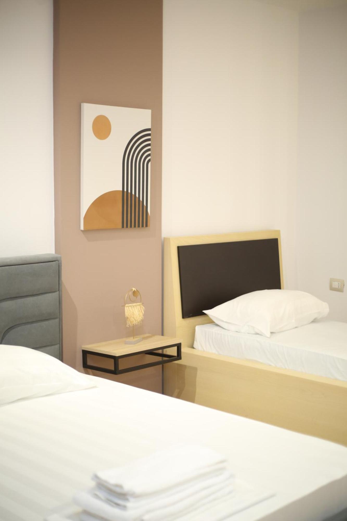 Tekb Rooms & Apartments Vlorë Exteriör bild