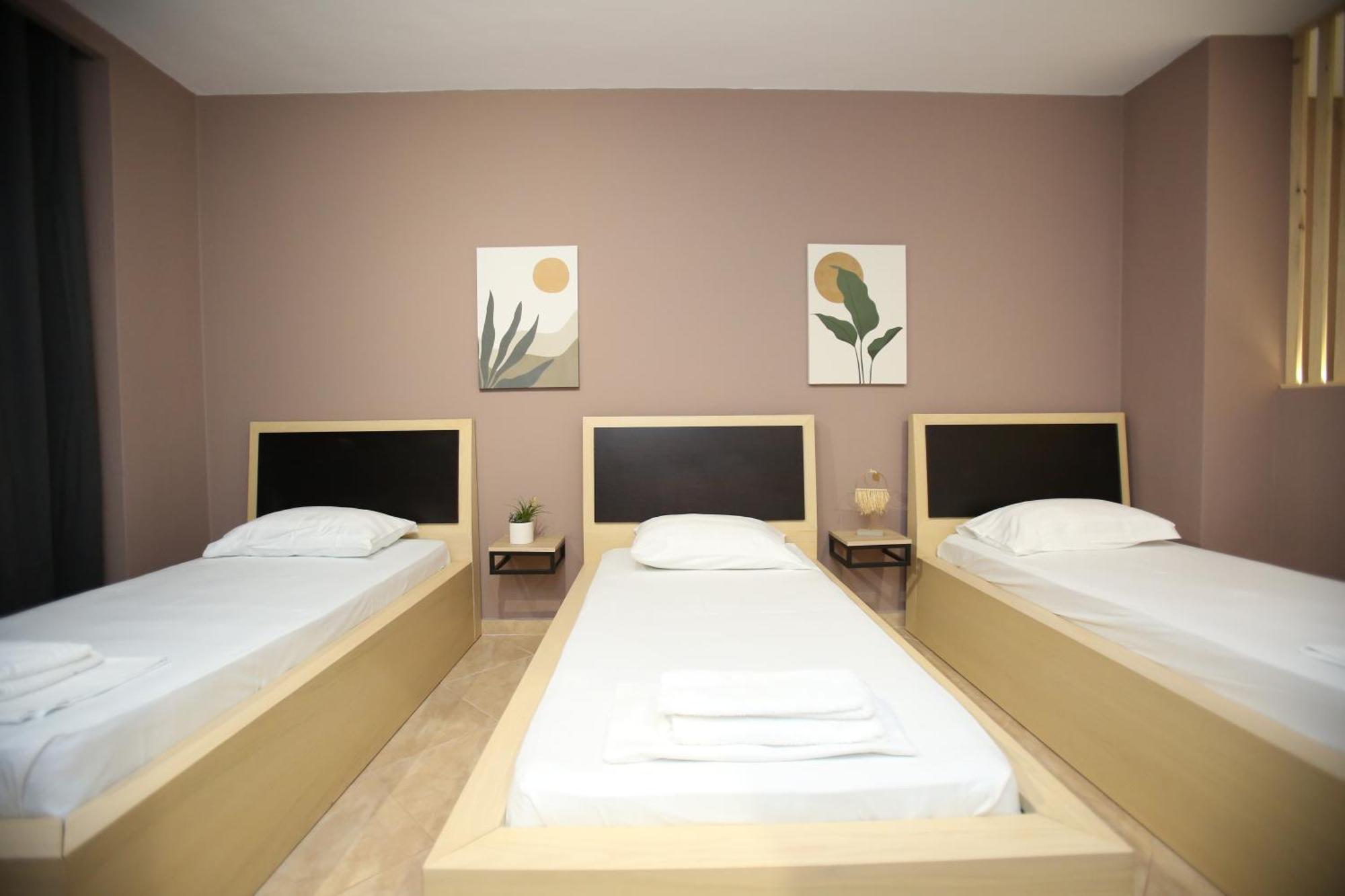 Tekb Rooms & Apartments Vlorë Exteriör bild