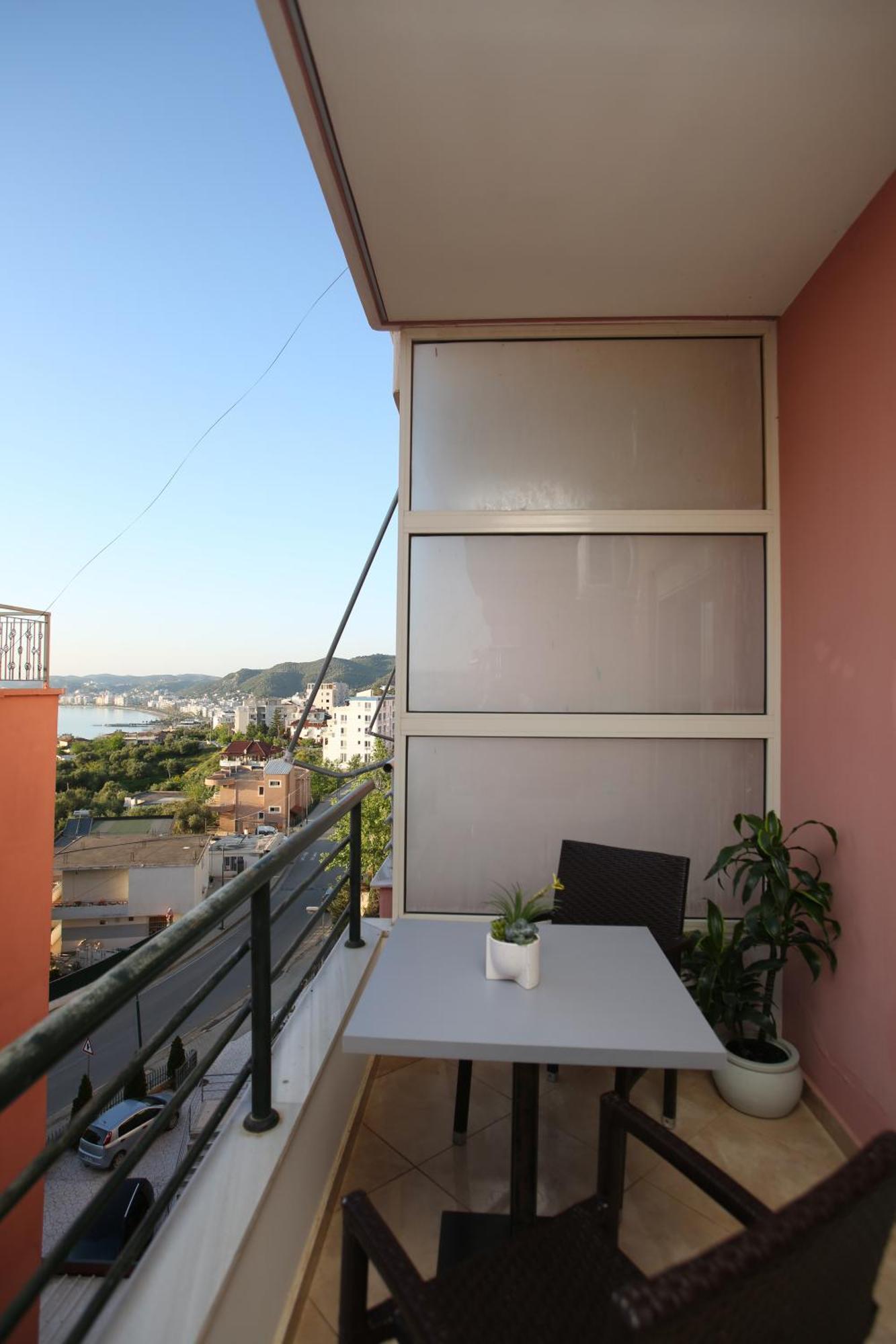 Tekb Rooms & Apartments Vlorë Exteriör bild