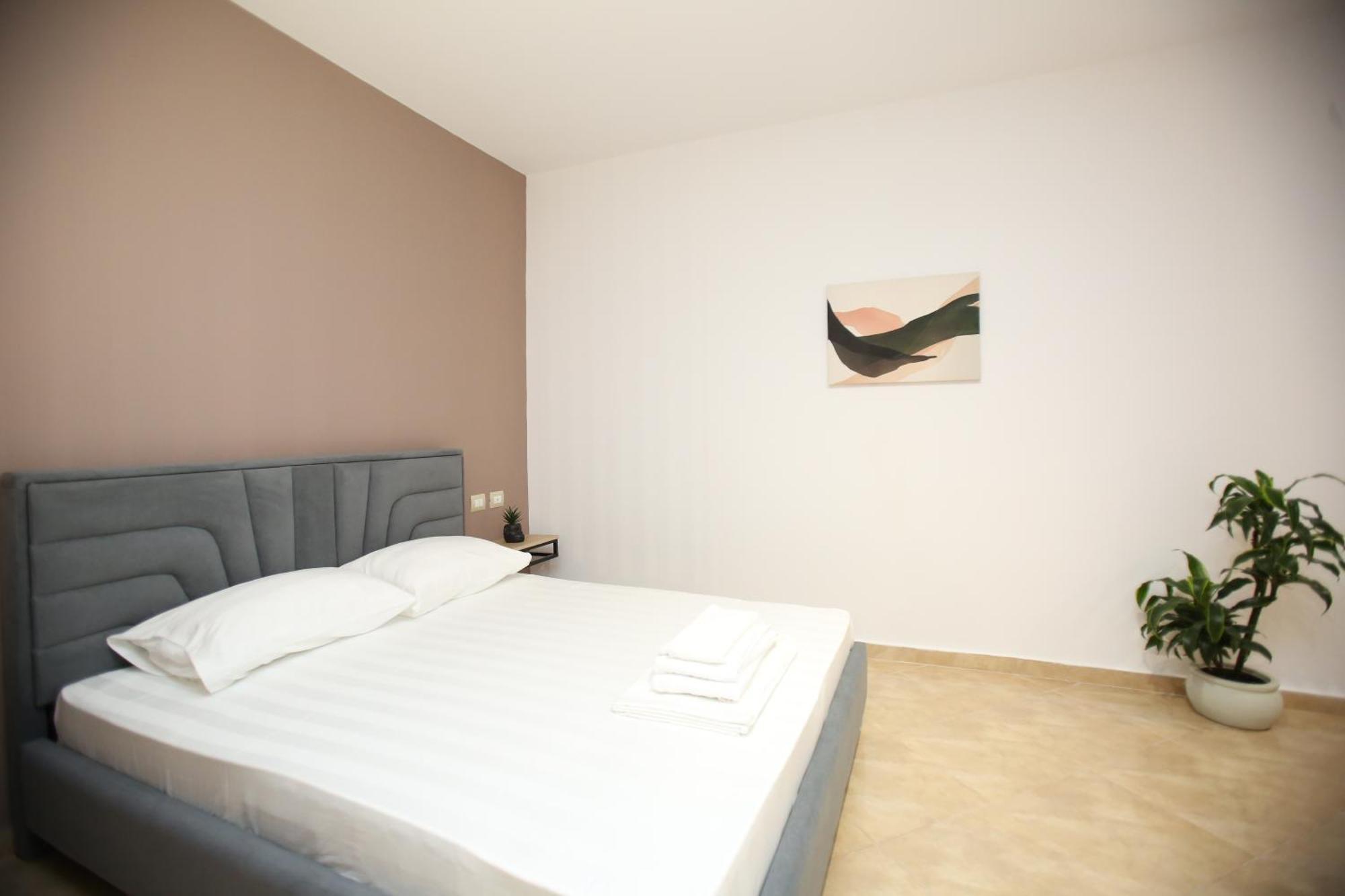 Tekb Rooms & Apartments Vlorë Exteriör bild